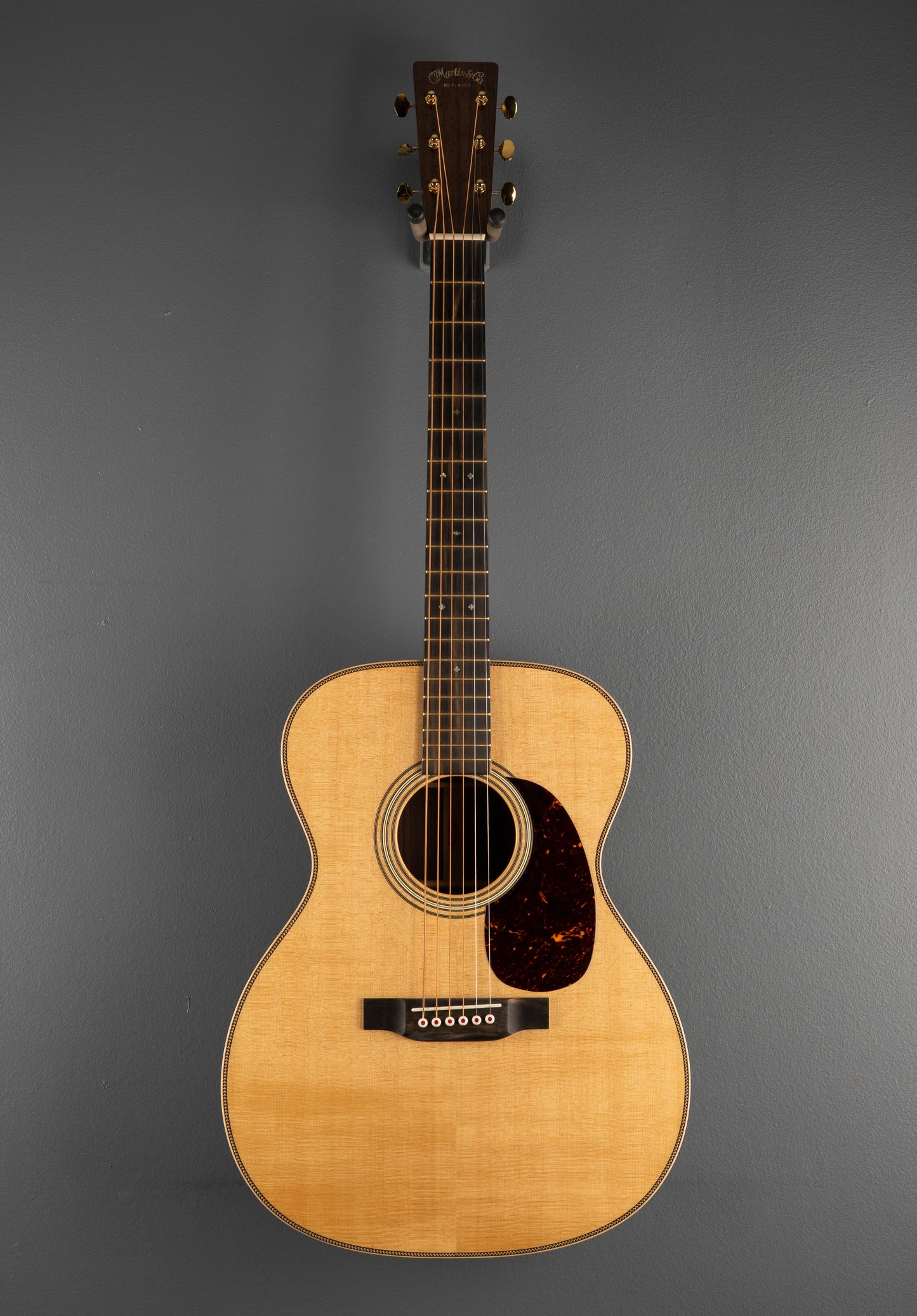 000-28 Modern Deluxe '22